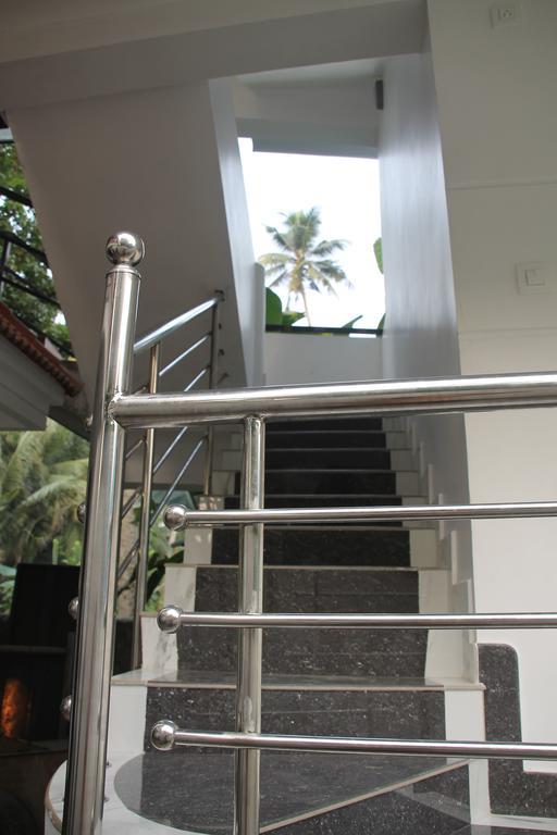 Aaron'S Homestay Kochi Exteriör bild