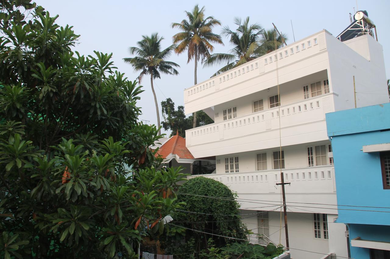 Aaron'S Homestay Kochi Exteriör bild