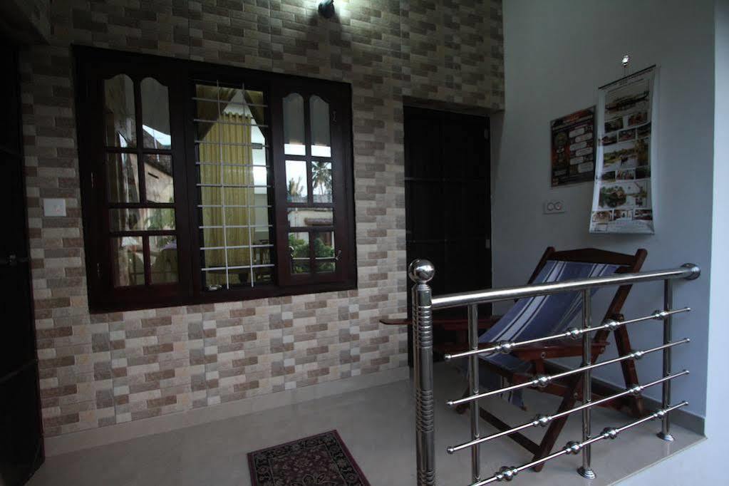 Aaron'S Homestay Kochi Exteriör bild