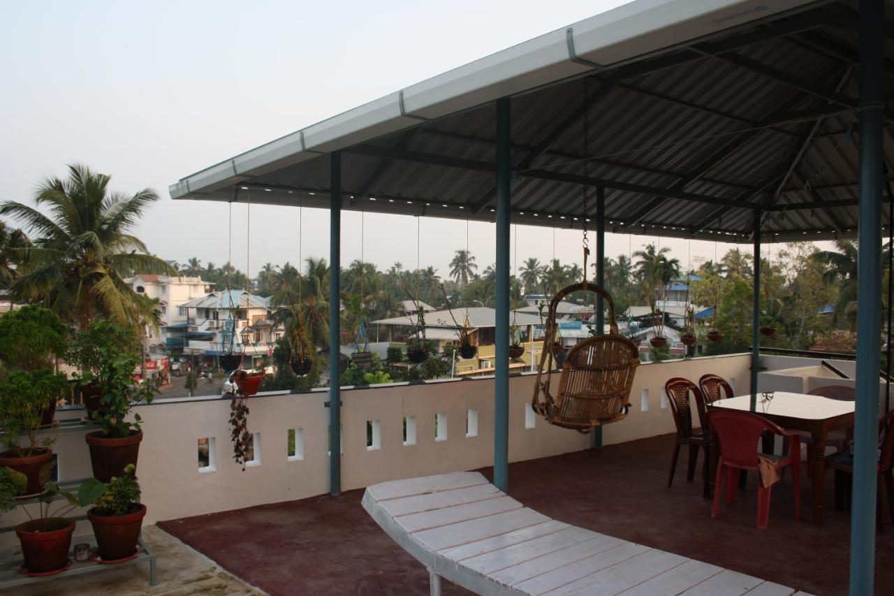 Aaron'S Homestay Kochi Exteriör bild