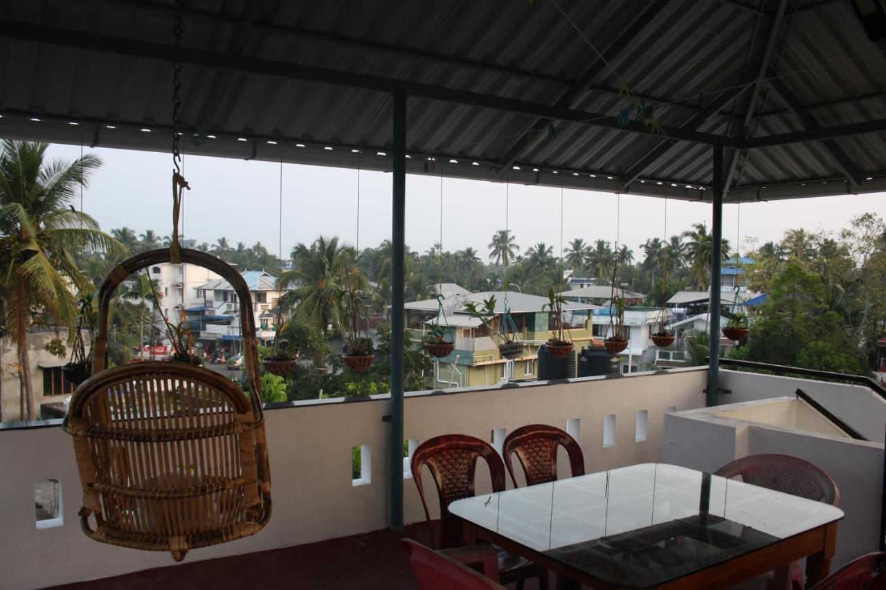 Aaron'S Homestay Kochi Exteriör bild