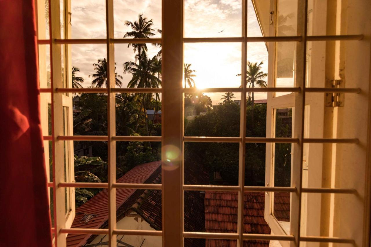 Aaron'S Homestay Kochi Exteriör bild